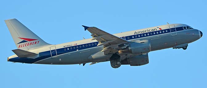 American Airbus A319-112 N745VJ Allegheny Airlines <em>Vistajet, Phoenix Sky Harbor, September 25, 2016